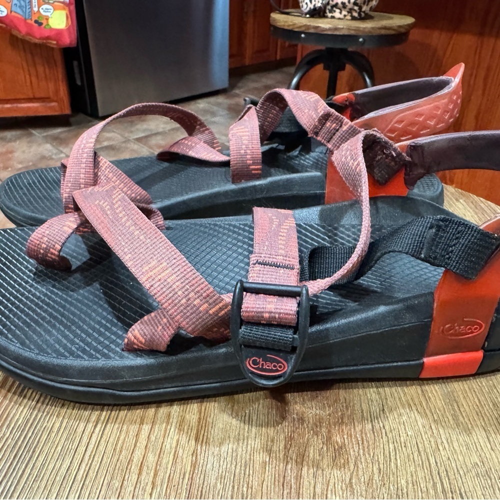 Chaco Mens Sandals  Orange Black Sz 12 - Picture 3 of 8